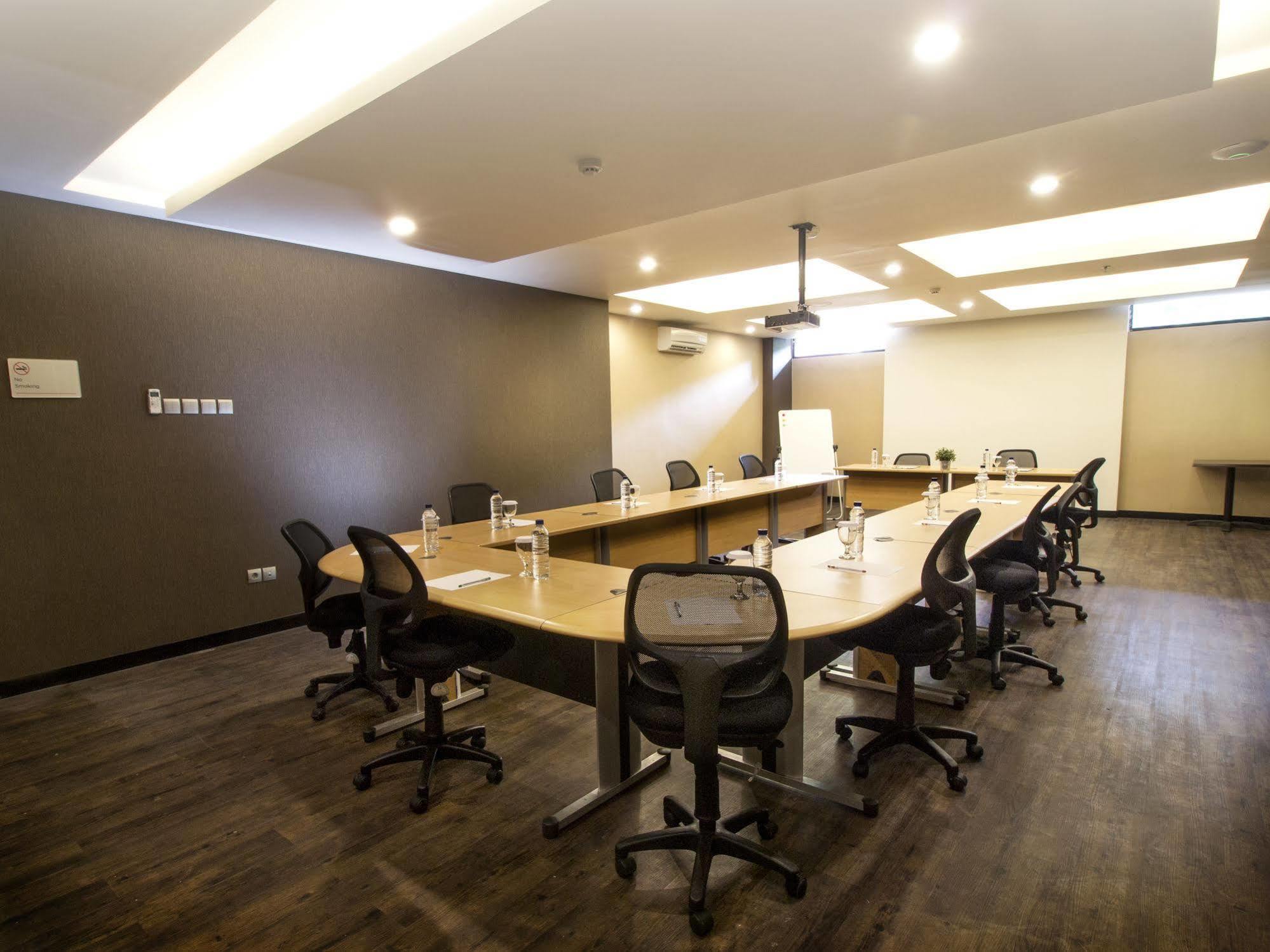 Kalya Hotel Bandung Dago Luaran gambar